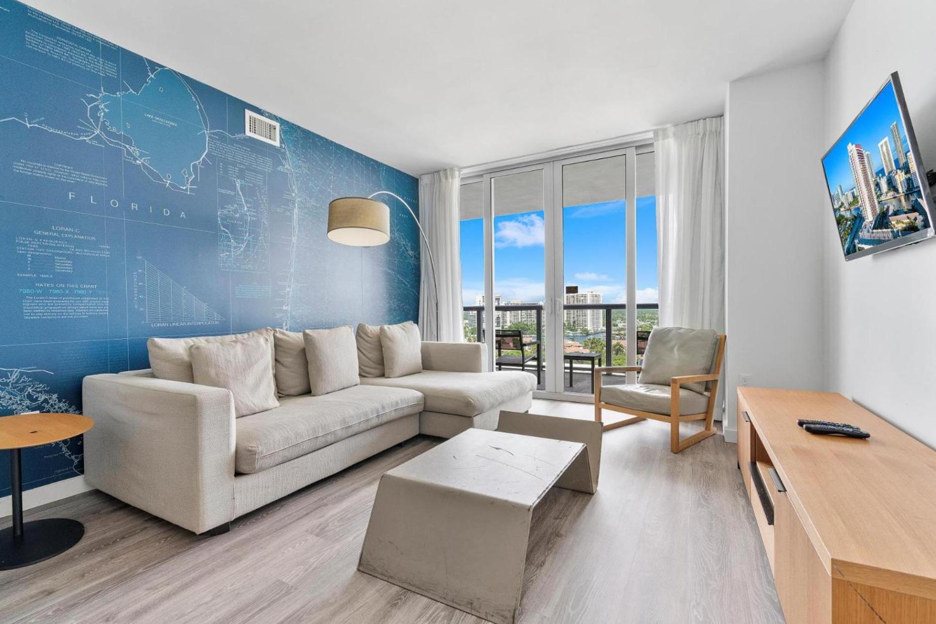 Modern One Bedroom Rental At Beach Walk Resort Miami 18Th Floor Hallandale Beach Exterior foto